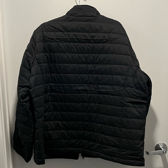 Girlfriend Collective Packable Puffer 4X - Picture 6 of 8